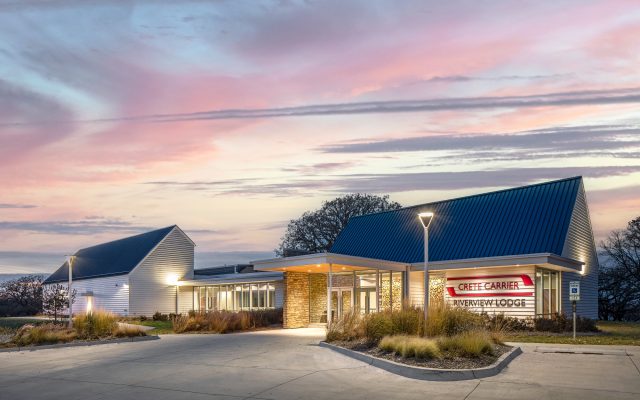 Mahoney Riverview Lodge